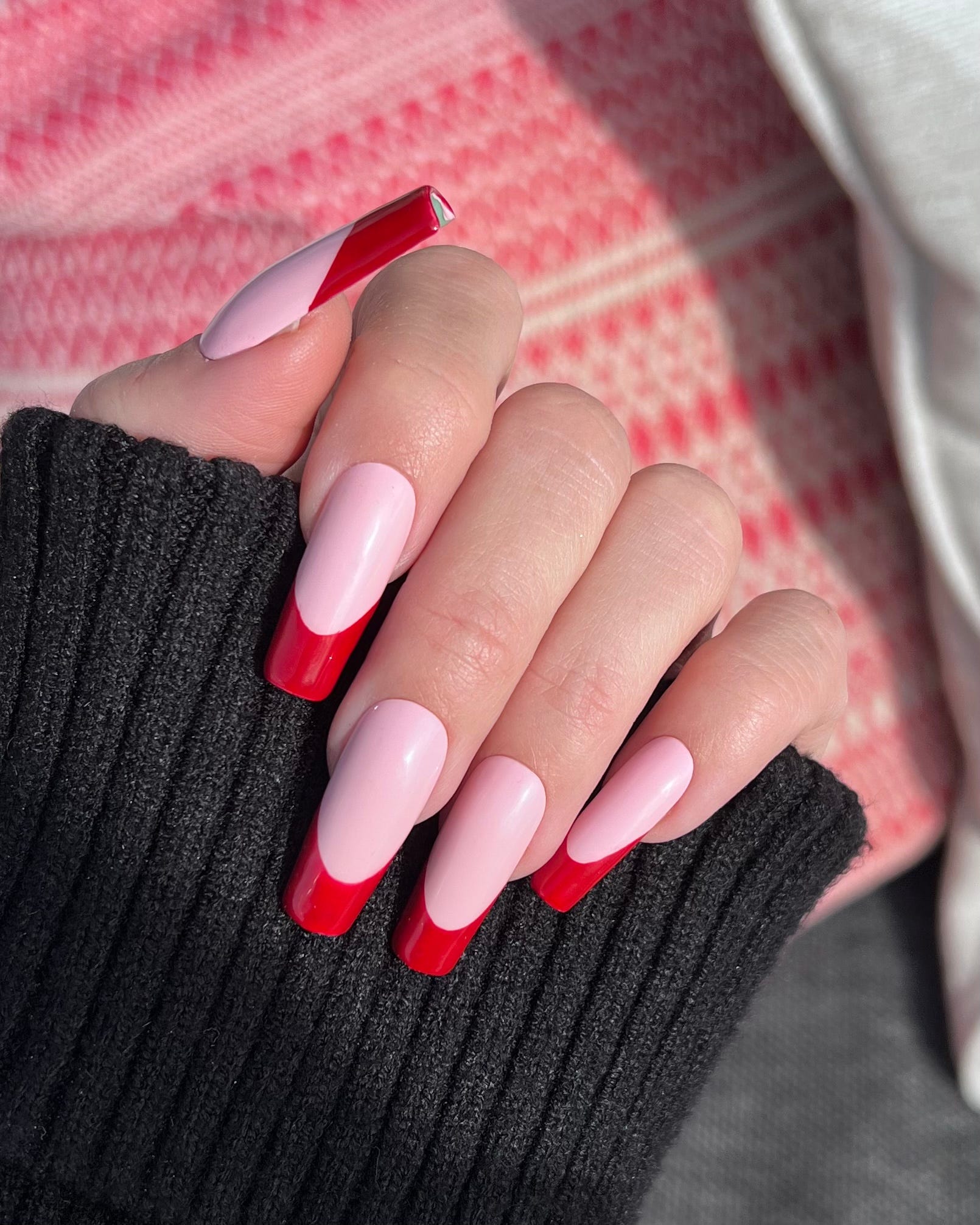 Get Inspired with These Pink French Tip Nails with Designs
