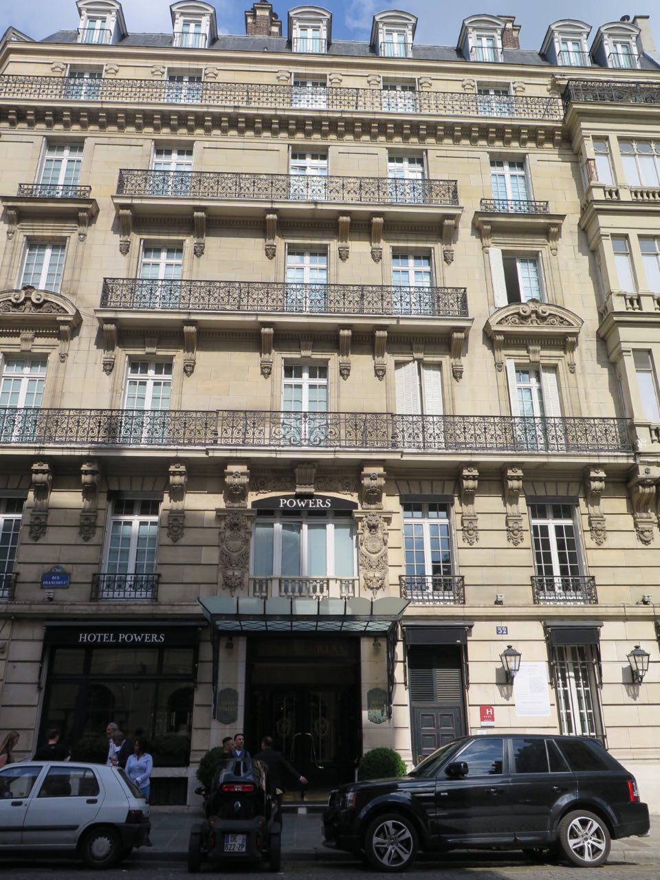 Mark of Modernity shopping districts of Paris and London Historical