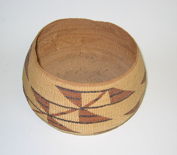 Northwest California, twined trinket basket, Hupa, Yurok or Karok Tribe