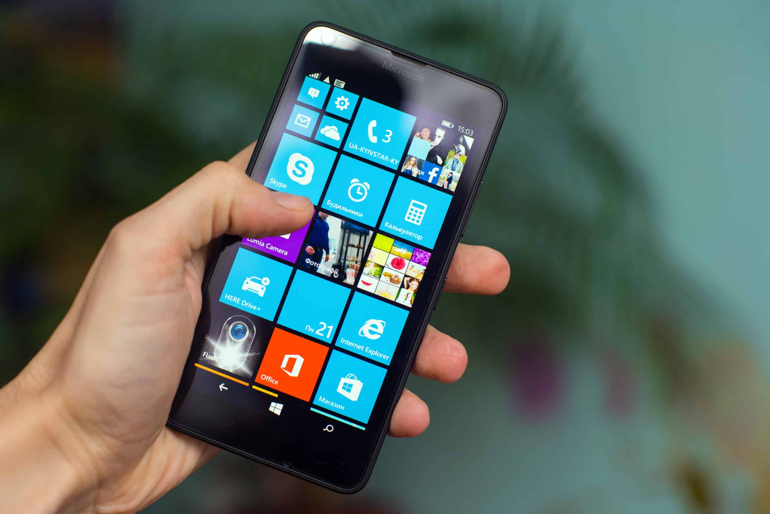 The Real Reason Windows Phone Failed Spectacularly