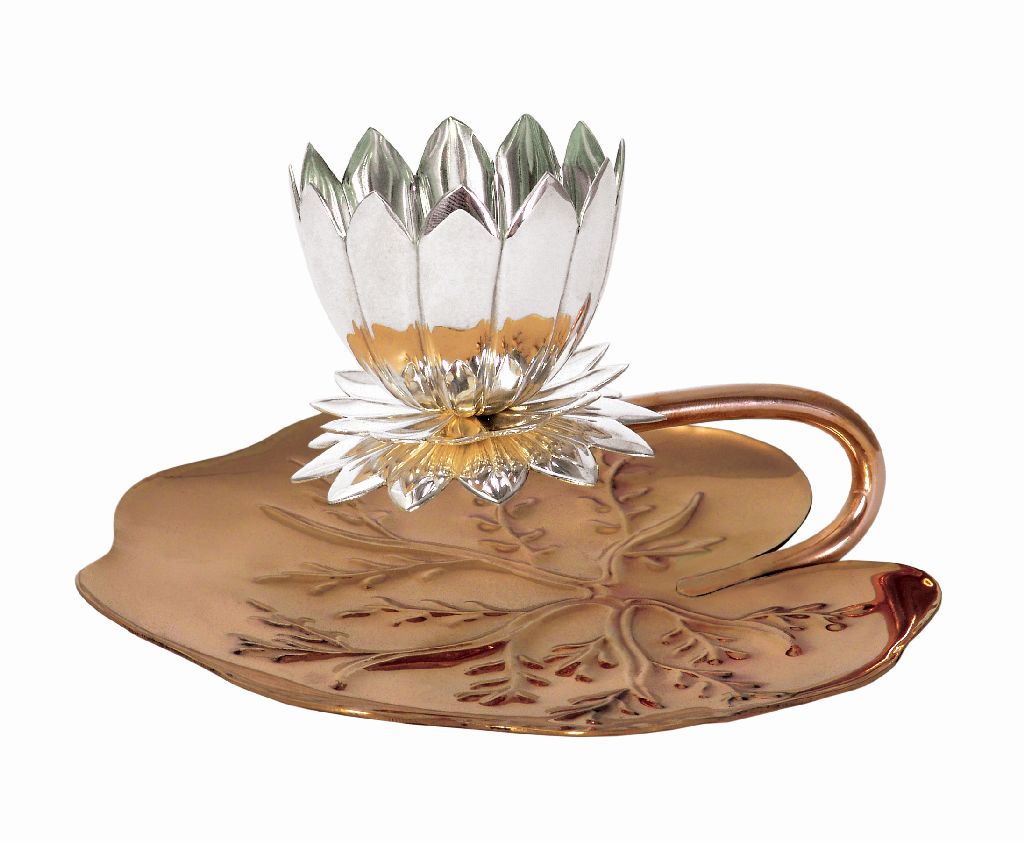 Silver Plated Lotus design Candle Stand
