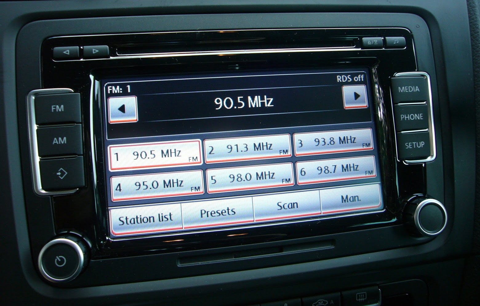 VW navigation gps dvd cd changer repair VW stereo repair