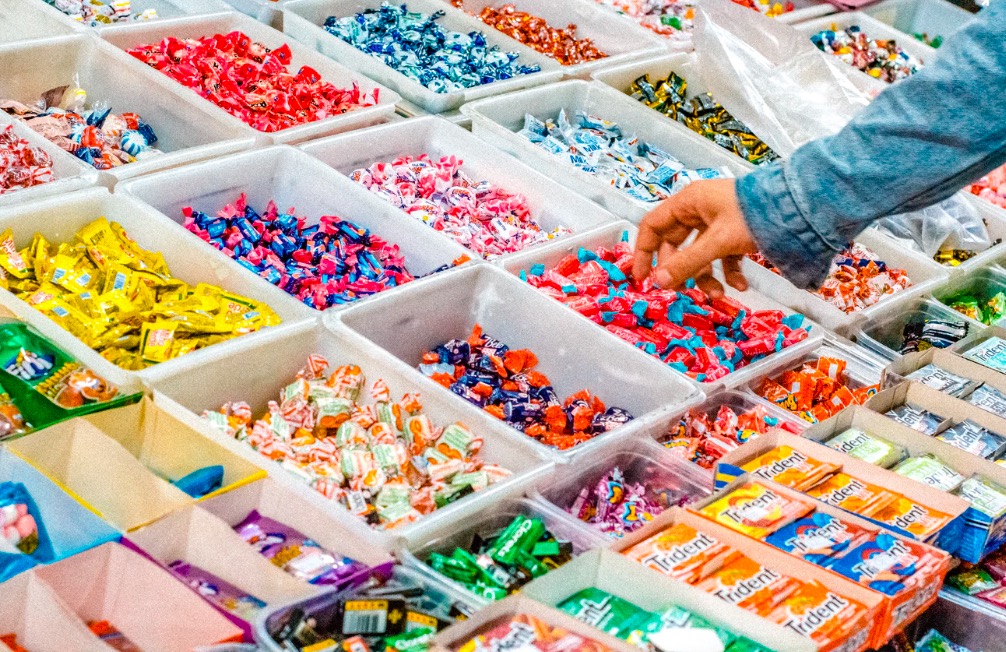 Candy site Design HitUsUpDesigns