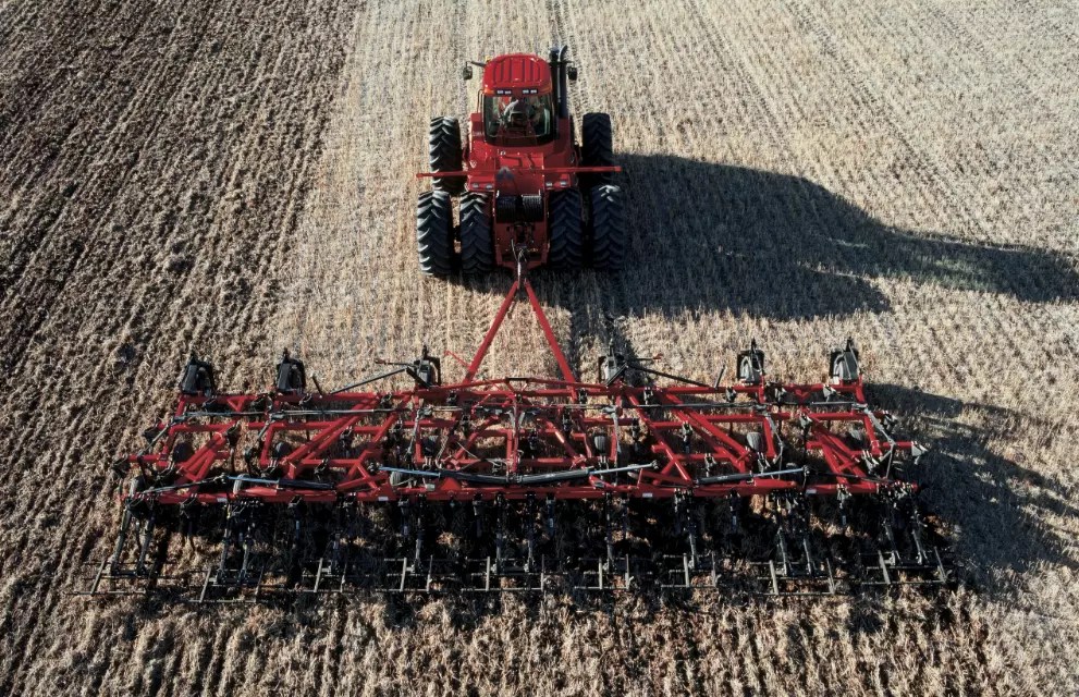 Case IH Chisel Plow Hlavinka Equipment Company