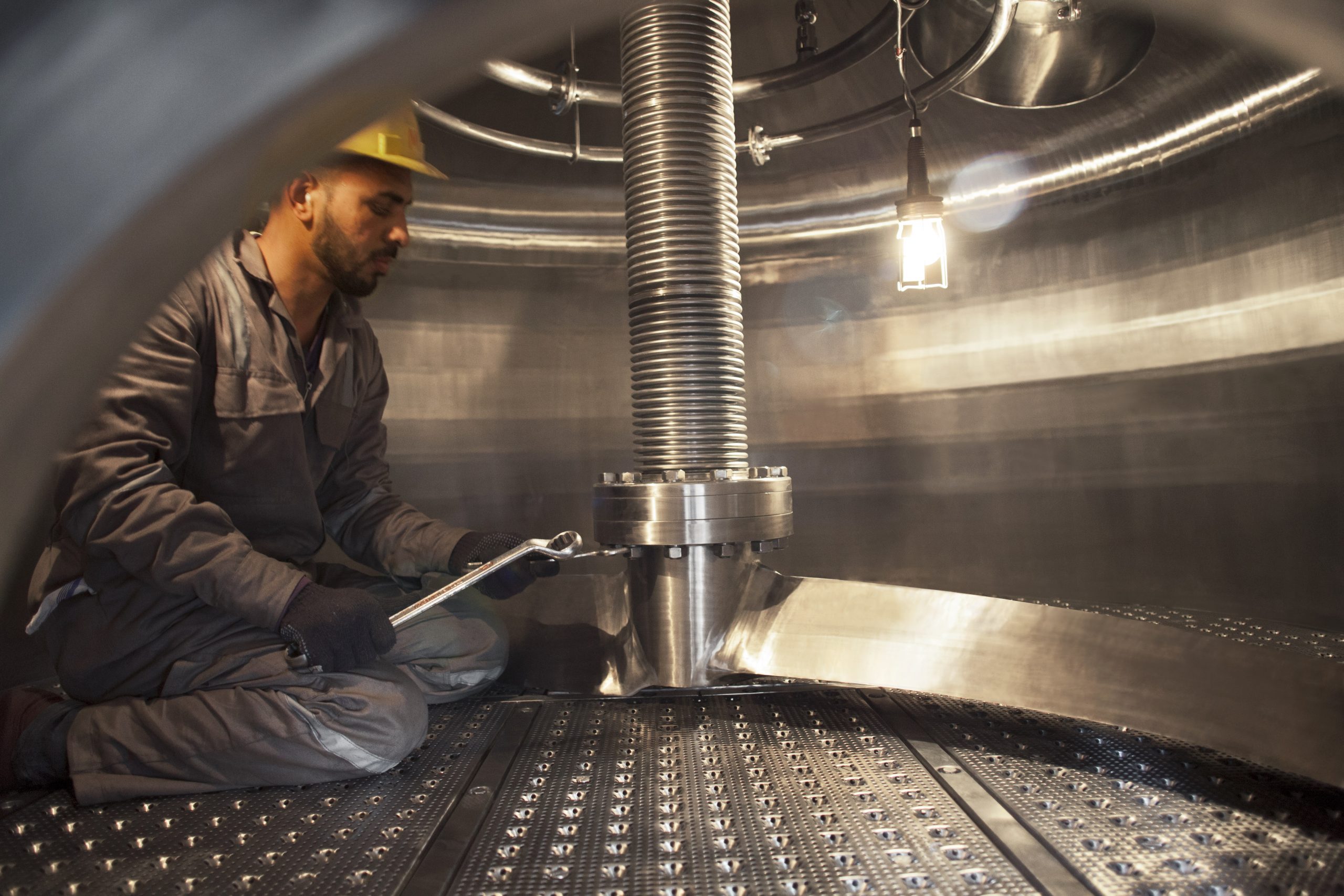 Manufacturers of chemical and pharmaceutical industries Equipment HLE