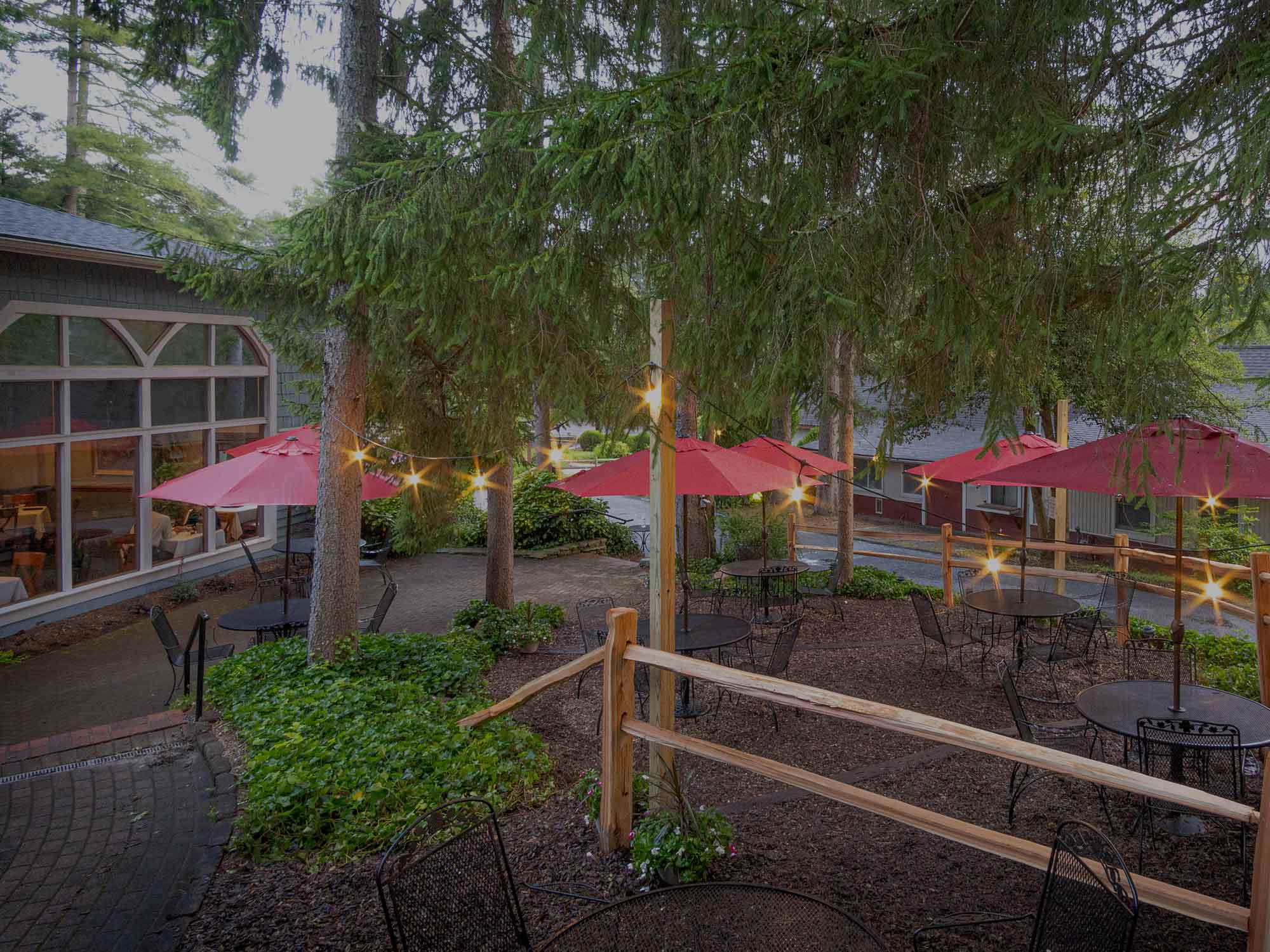 Season's Restaurant Highland Lake Inn & Resort