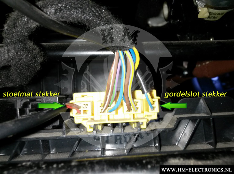 Hm-Electronics.nl - Mercedes E W211 2002-2009 Diagnostische Passagiersstoel Mat Sensor / Emulator - Met Pinnen