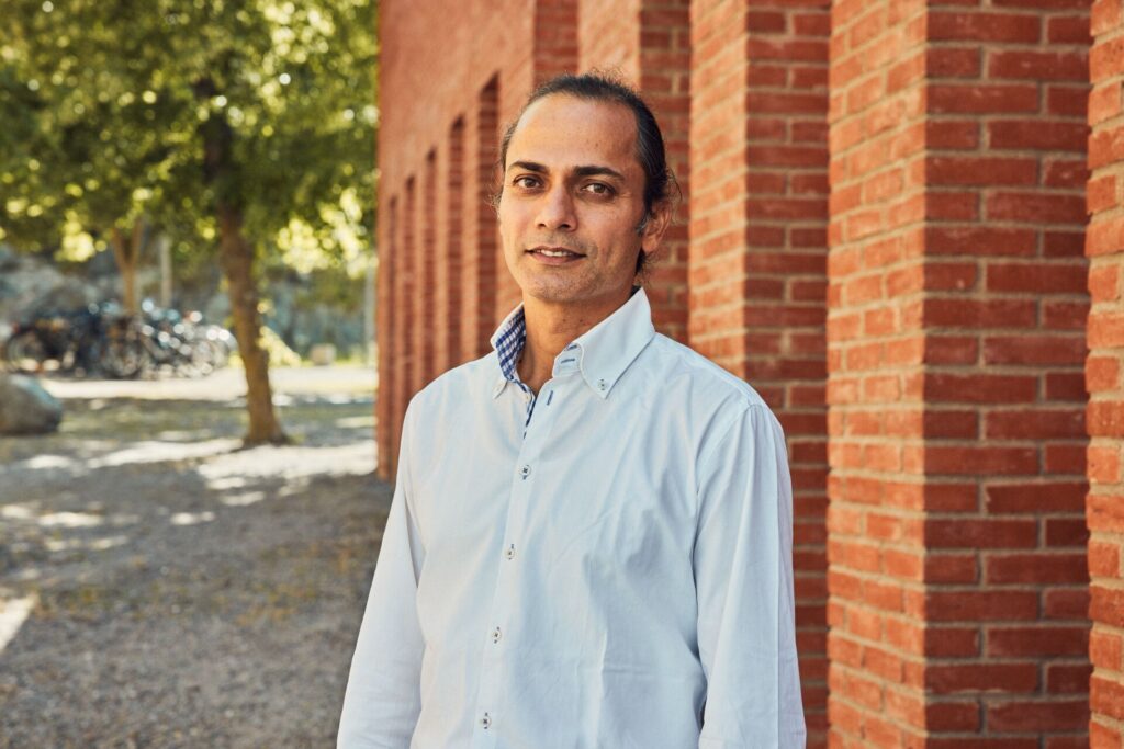 Making fashion fully traceable with blockchain technology H&M Foundation