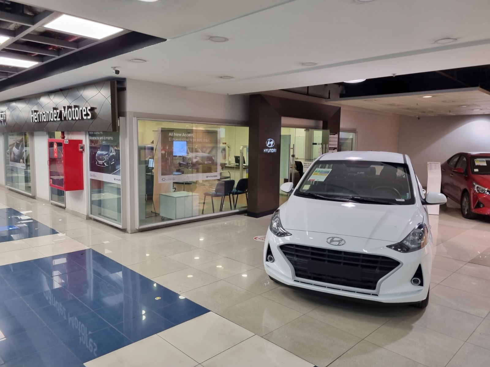 Hyundai Mall Plaza Alameda Hernandez Motores Autos nuevos, Autos