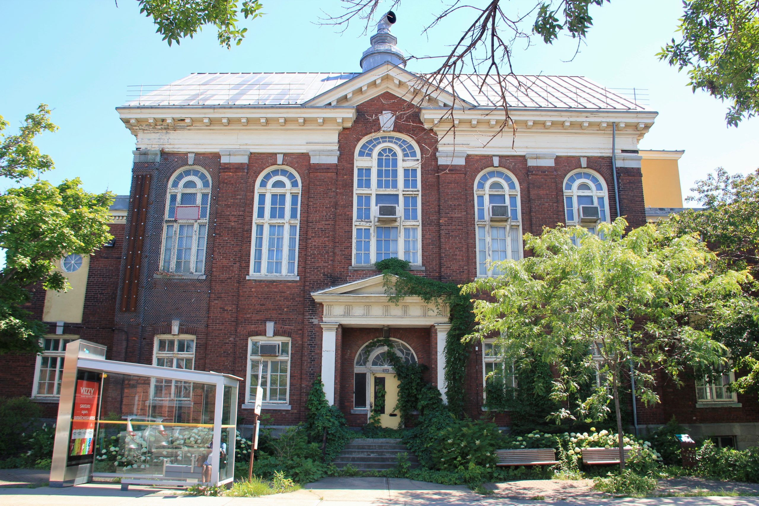 Ancien hôtel de ville de CôteSaintPaul Memento