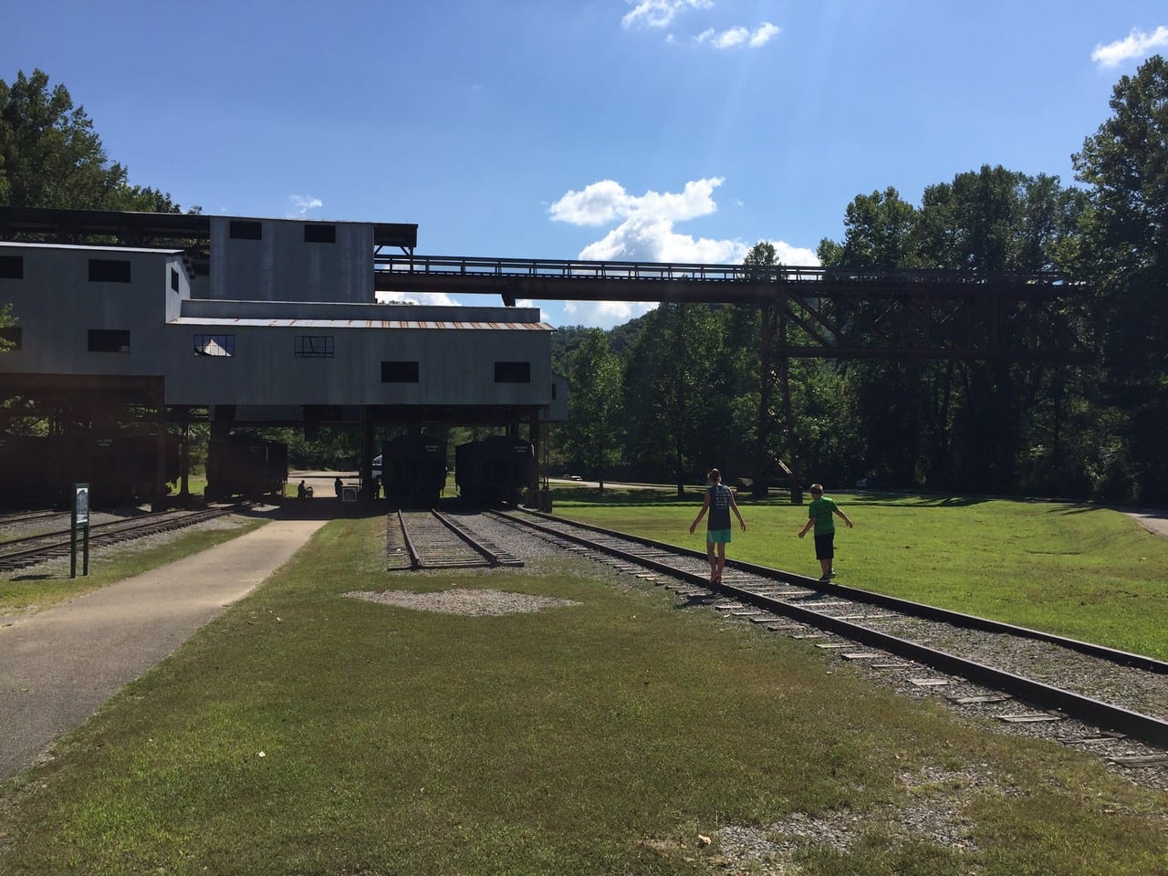Exploring Blue Heron Mining Camp Hobbies on a Budget