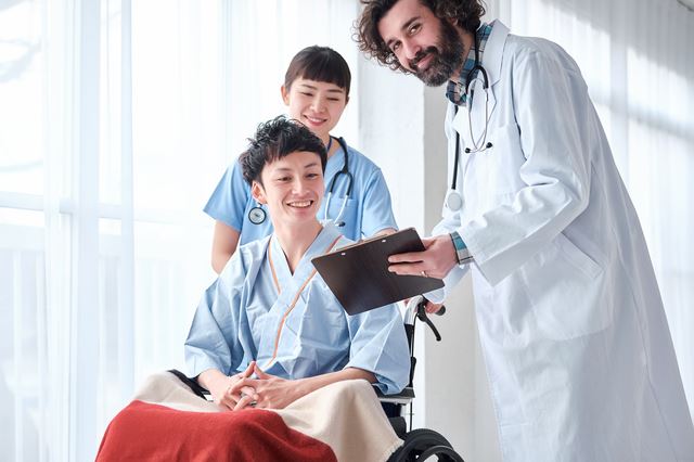 九死に一生を得る」の意味とは？由来や類語から言い換え表現まで解説 – スッキリ 九死に一生を得るの意味・使い方｜ことわざ｜趣味時間