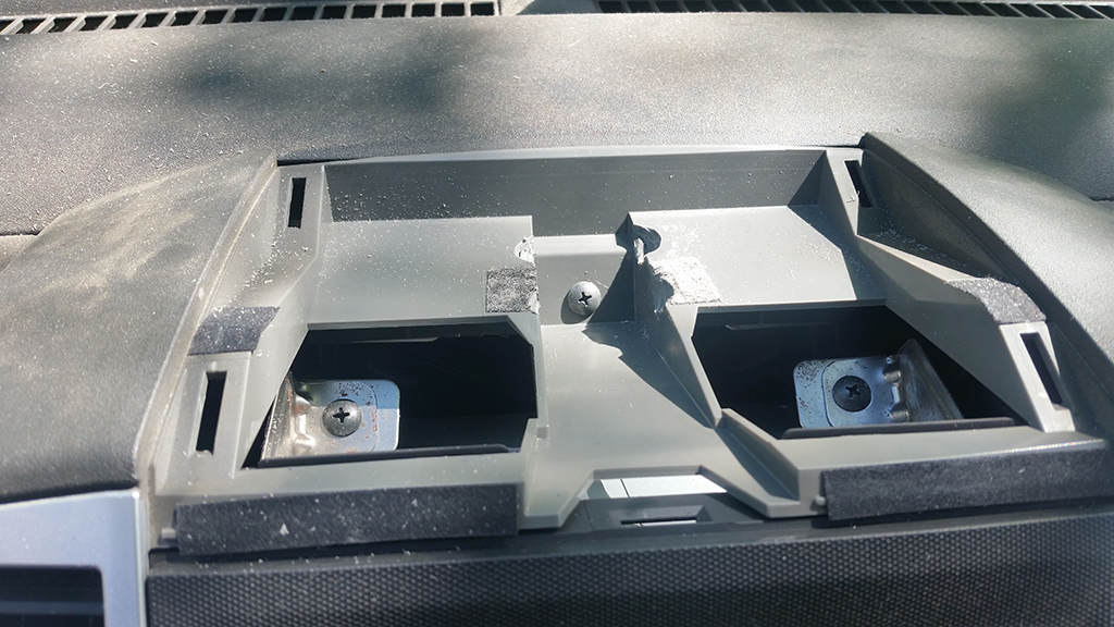 Dash Mount a Tablet HobbyTrap