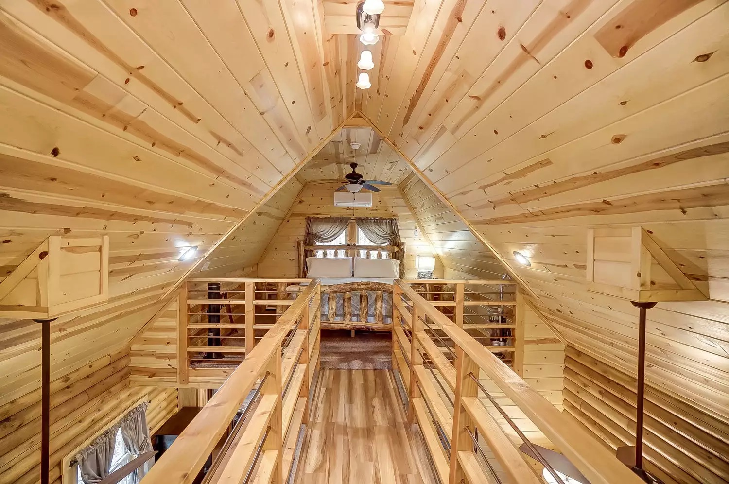 Canopy Ridge Cabins Hocking Hills Weddings