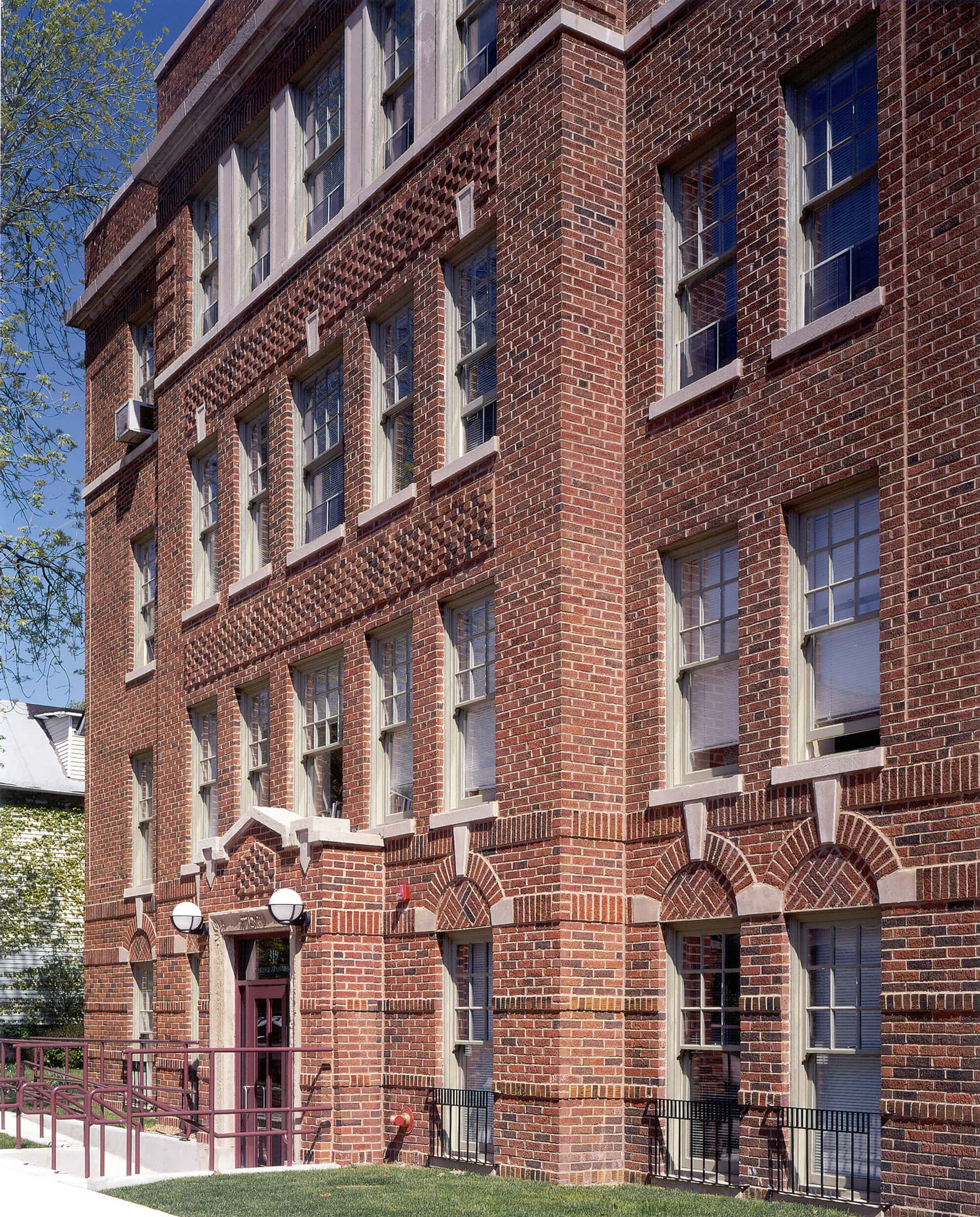 Claridge Apartments HODC