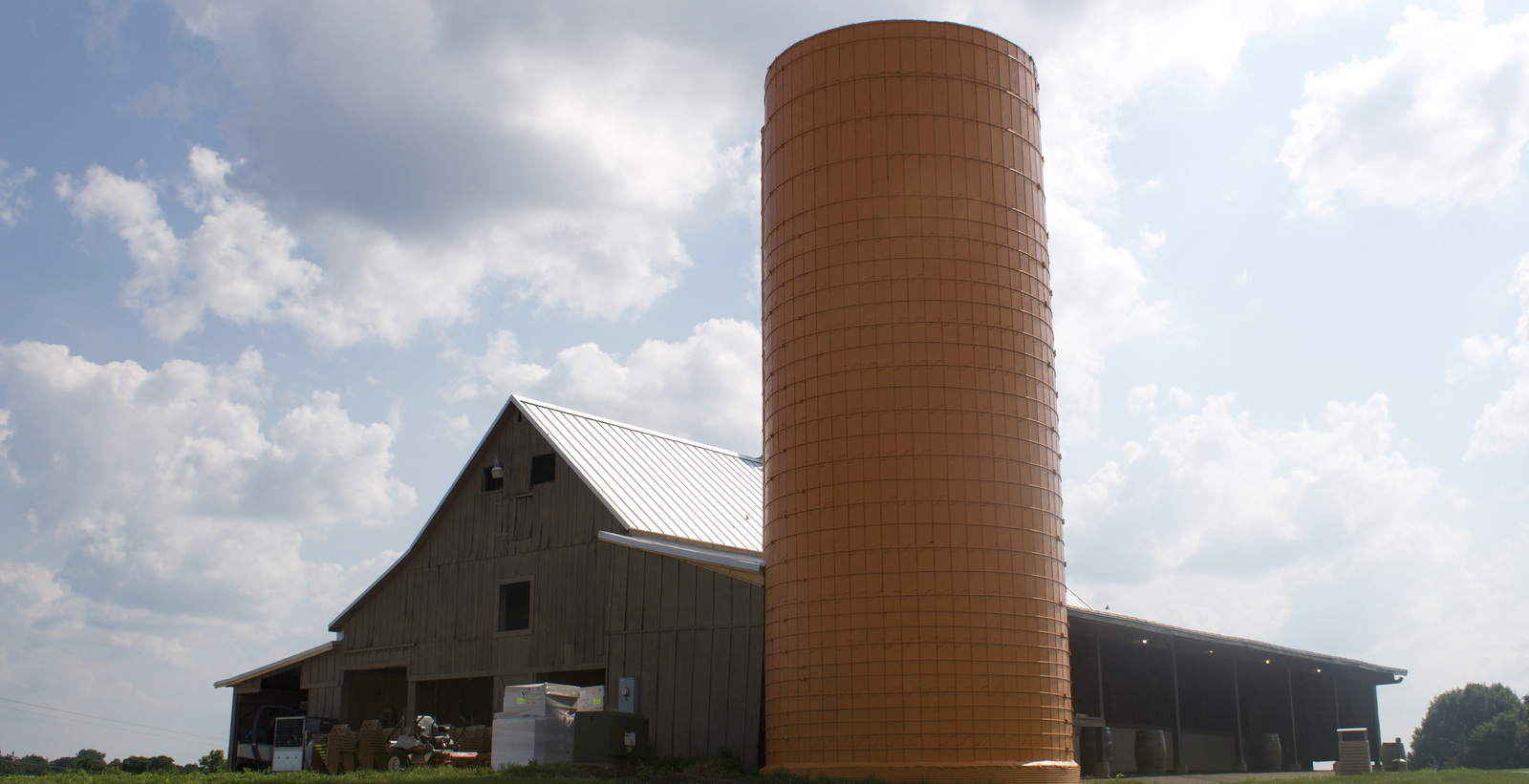 Augusta MO Balducci Vineyards Tasting Barn Hoffmann Commercial Real