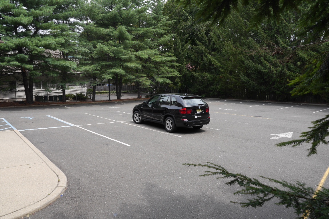 parking HoHoKus Yoga