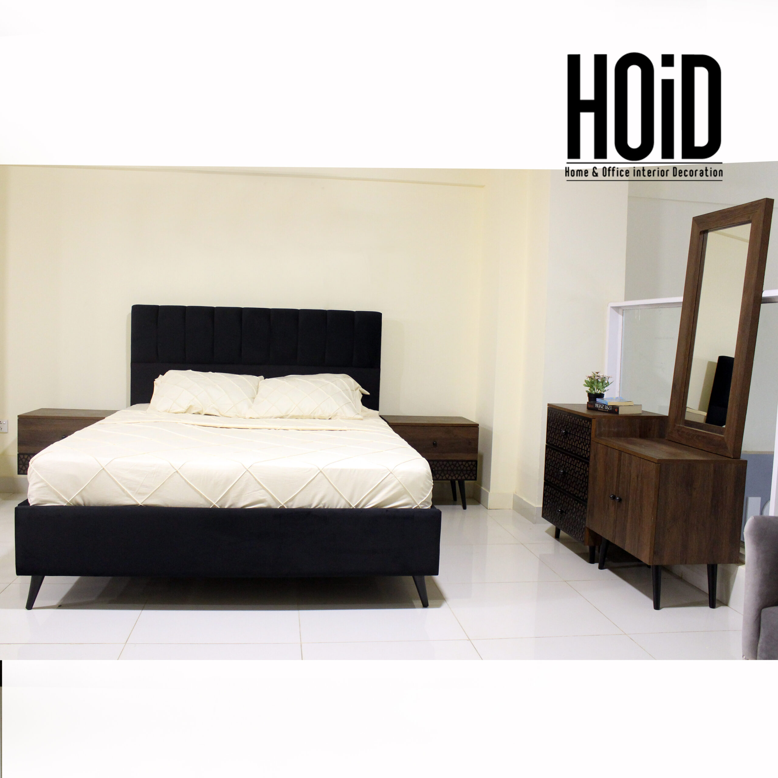 Brate Bridal Bed Set, Bed, 2 Side Table, 1 Dresser, 1 Mirror HOiD.pk