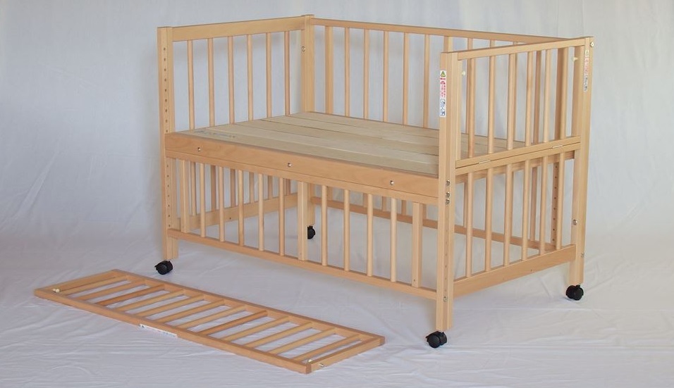 保育のカタログ / ベビーベッド 添い寝できる ベビーベッドからキッズベッド、遊び場にも変身！ S型スクレ