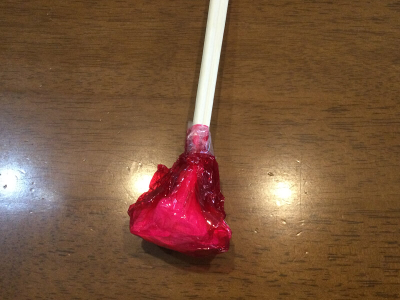 【夏祭り製作】セロハンでそっくり！ねりあめの作り方 ほいくびより