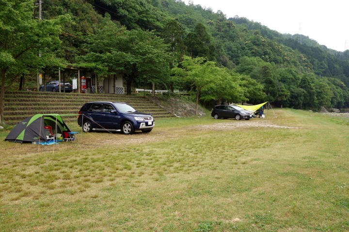 用瀬町運動公園カヌー広場キャンプ場