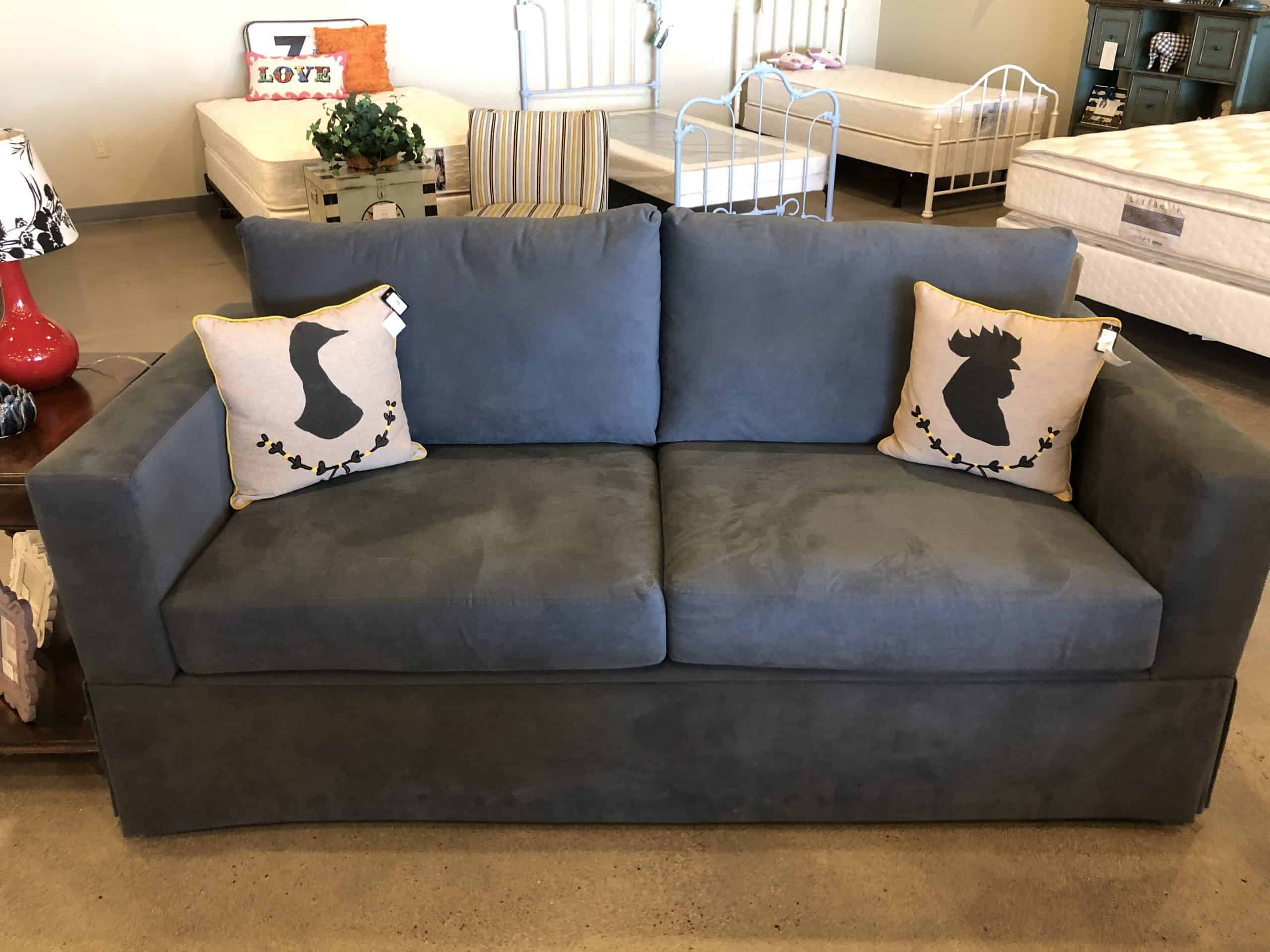 Nancy Sofa Holder Mattress