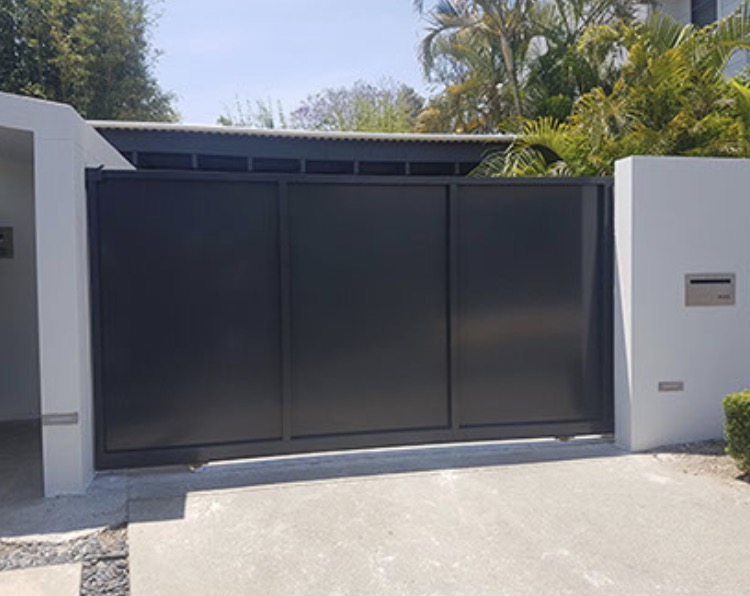Sliding gate Flat Panel Holdfast Automatic Gates Cairns