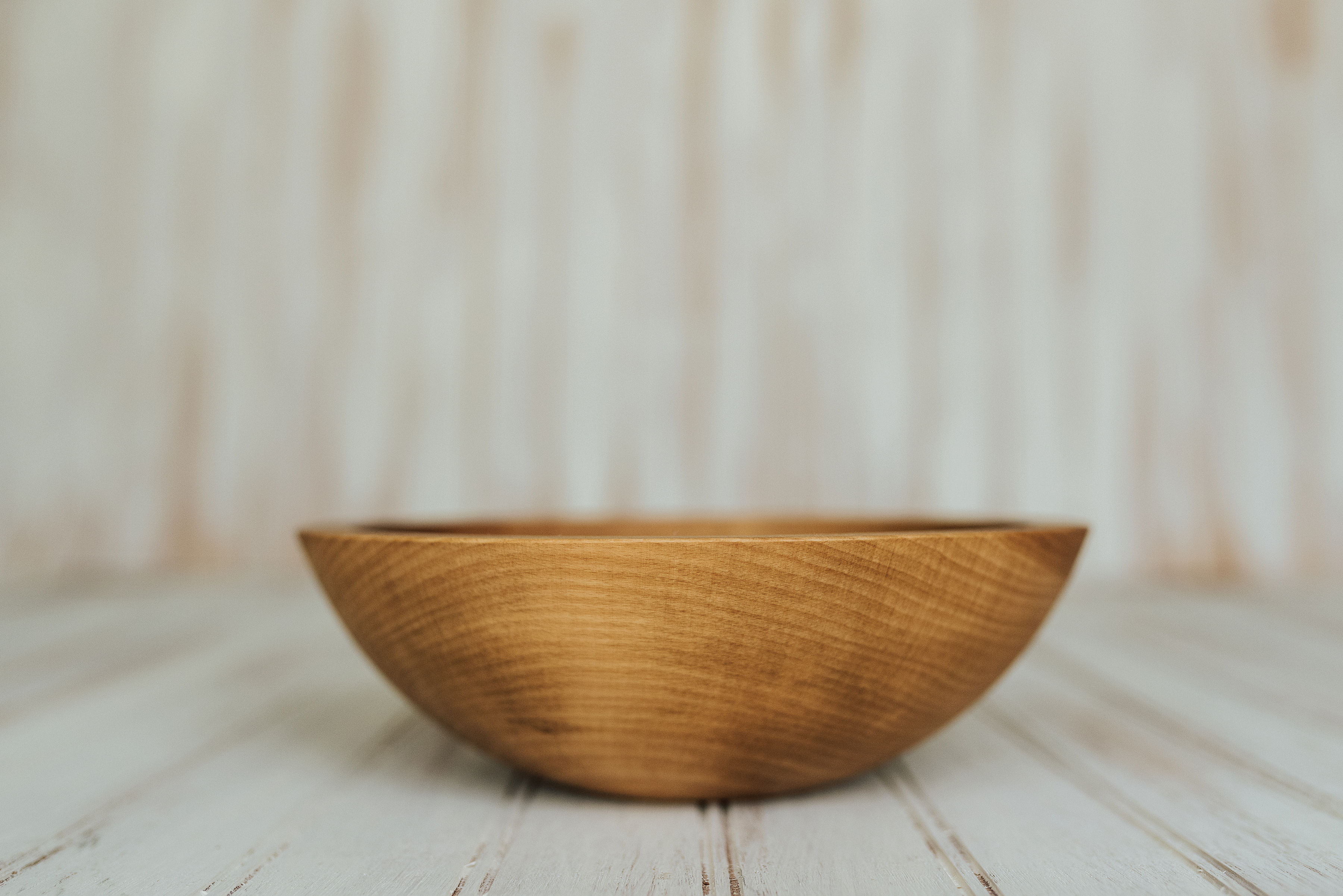Side Salad Serving Bowls 8inch Beech Bowl with Light Walnut Finish