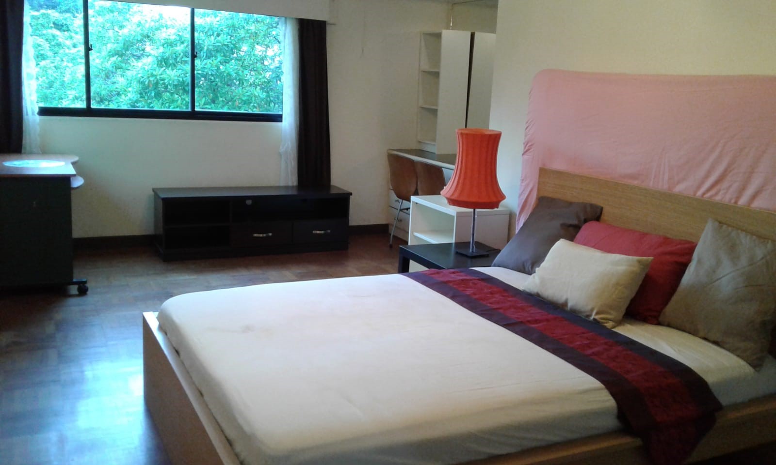 FOR SALE HOLLAND TOWER 3BR 1873SF Holland Property