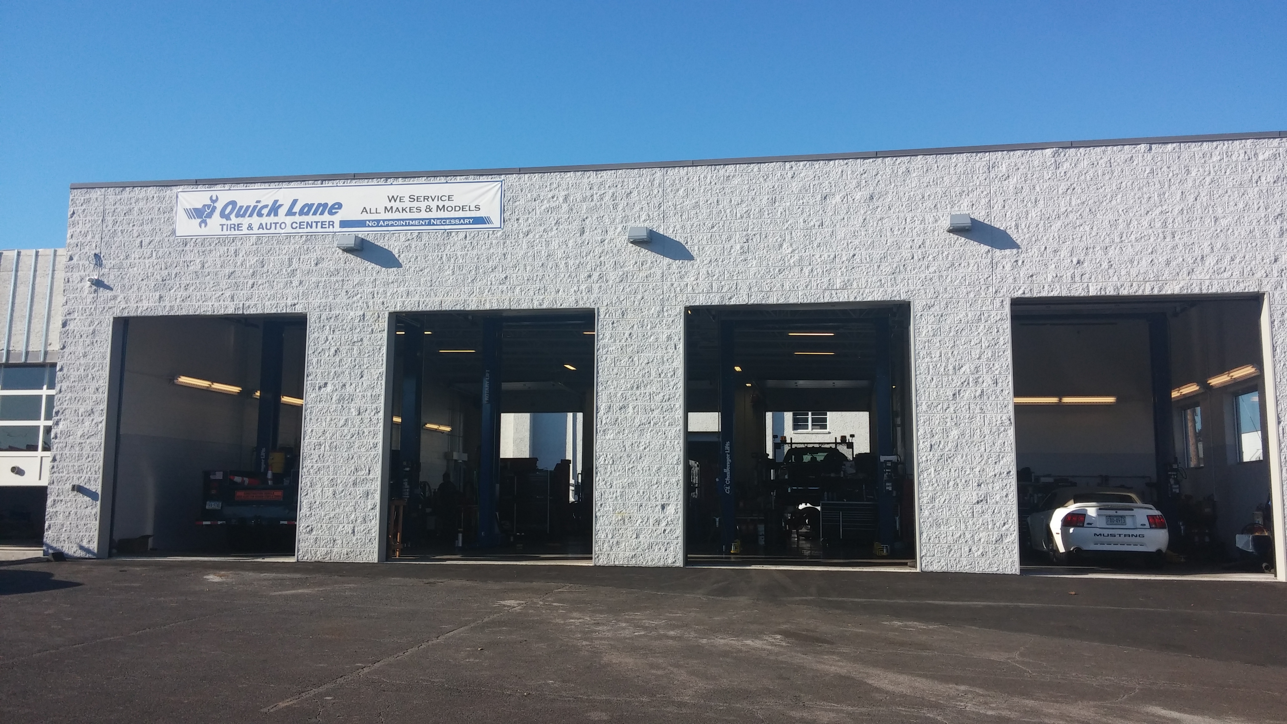 Sands Ford Dealership Hollenbach Construction, Inc.