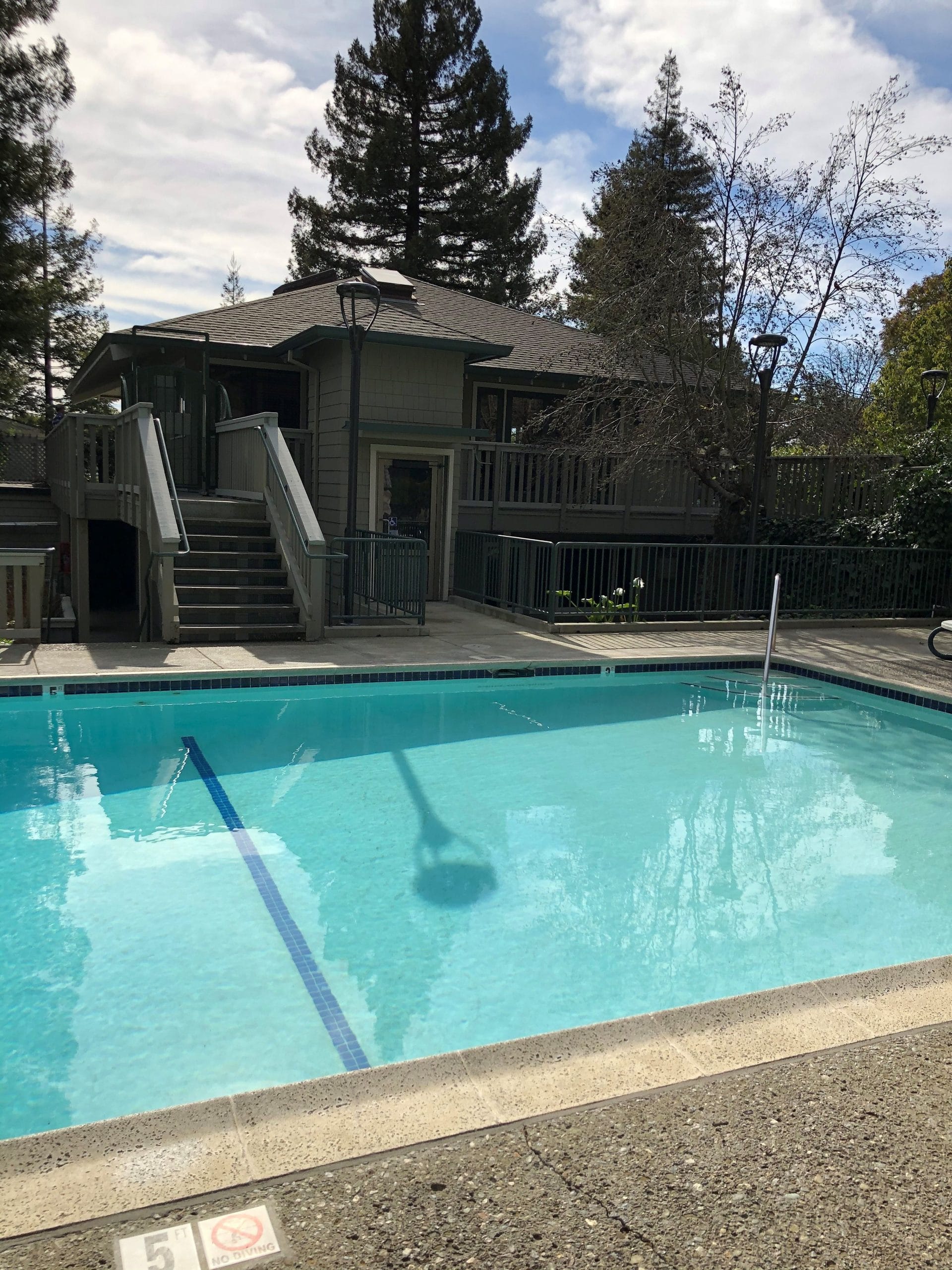 RIVERWOOD CLUB HOUSE & GROUNDS Holly Construction, Inc.