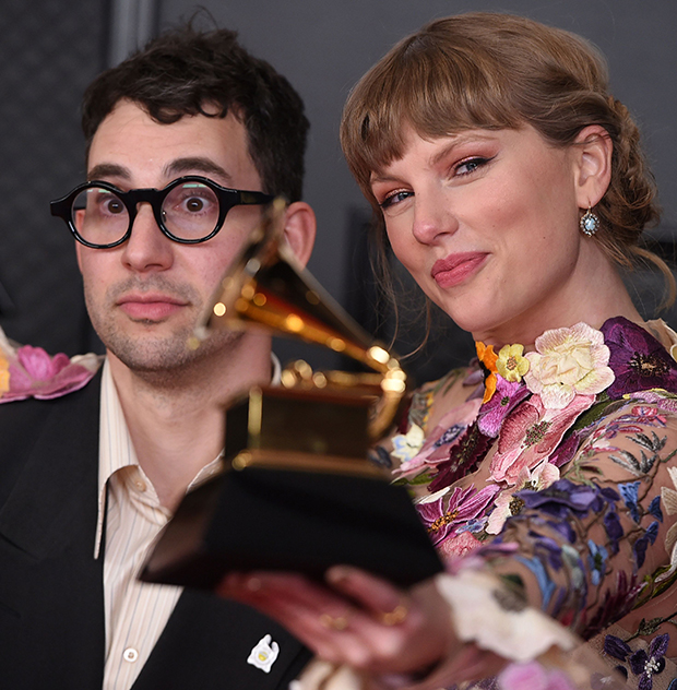 Taylor Swift’s ‘Midnights’ Track Names, Release Date & More WorldNewsEra