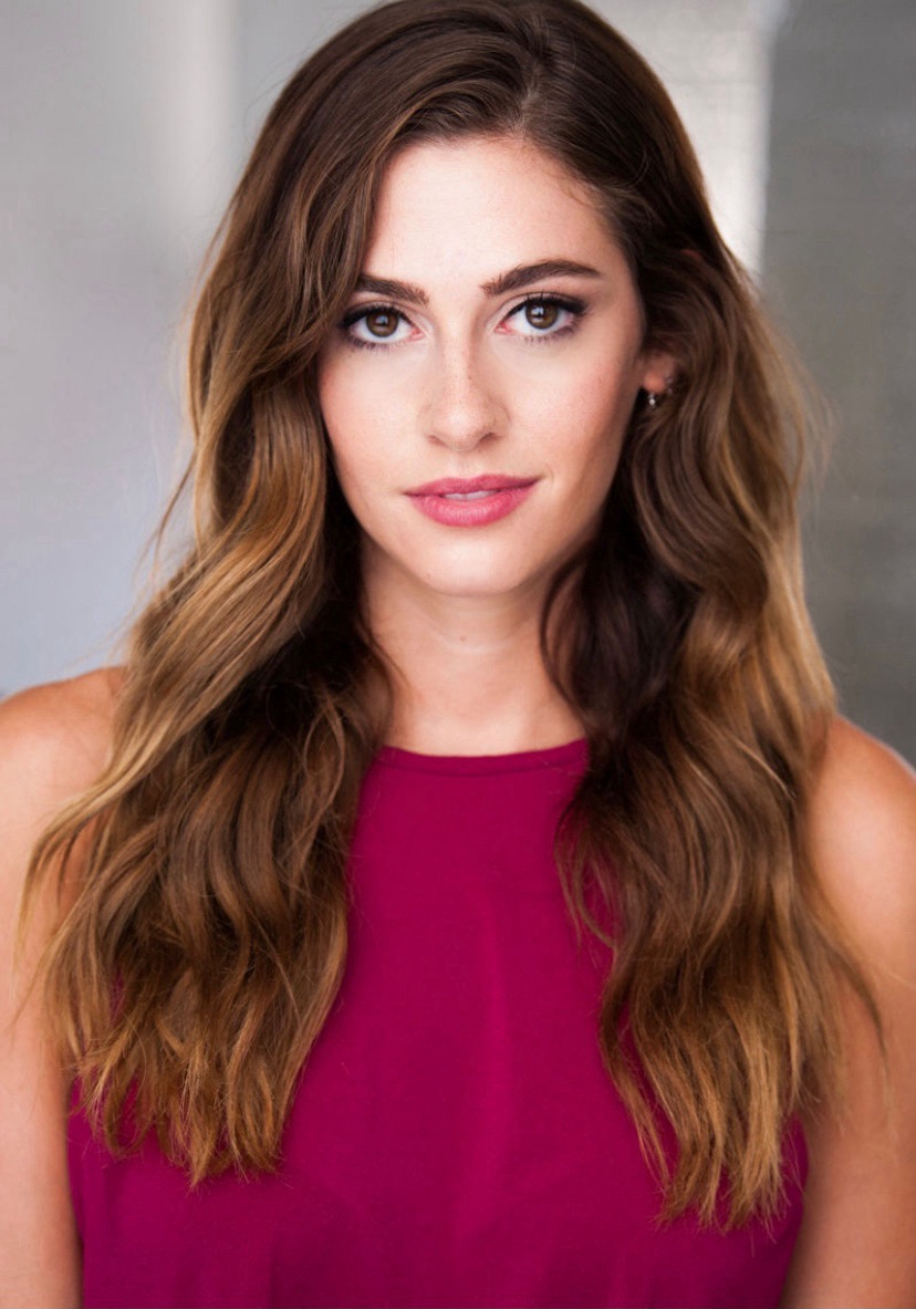 Real Estate Agent Tara Gordon Is Making a Name for Herself Hollywood Life