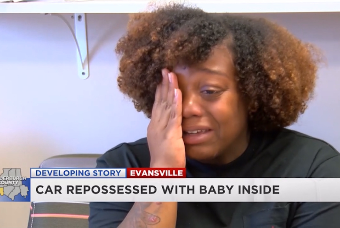 Mother’s Car Gets Repossessed With Her 7DayOld Baby Inside • Hollywood Unlocked