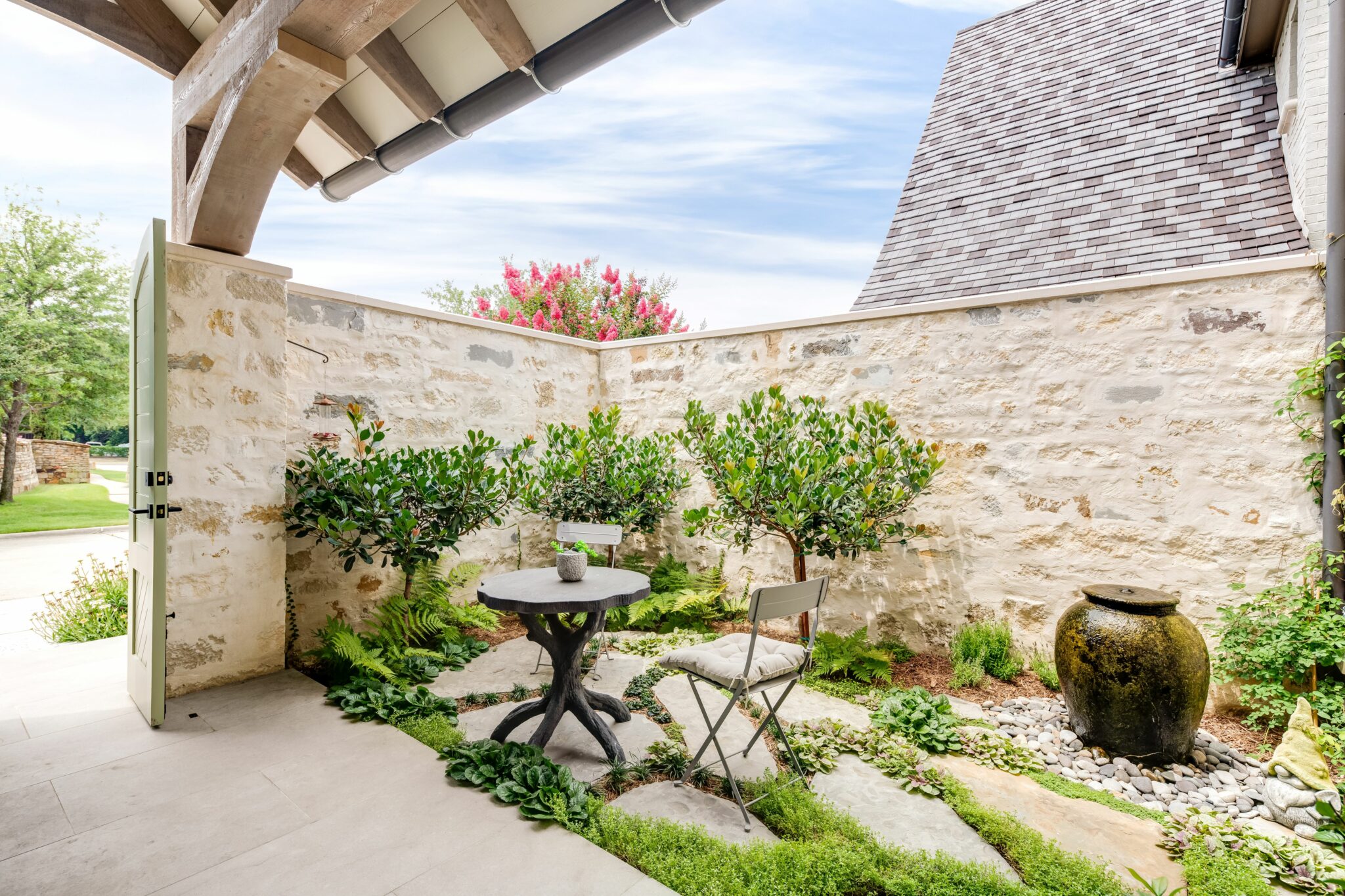 FCB22 Holmes Builders