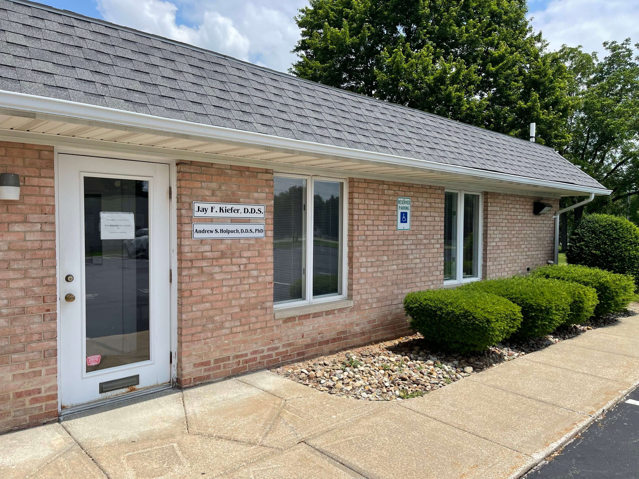 Tour the Office Holpuch Dental in Newton Falls, OH
