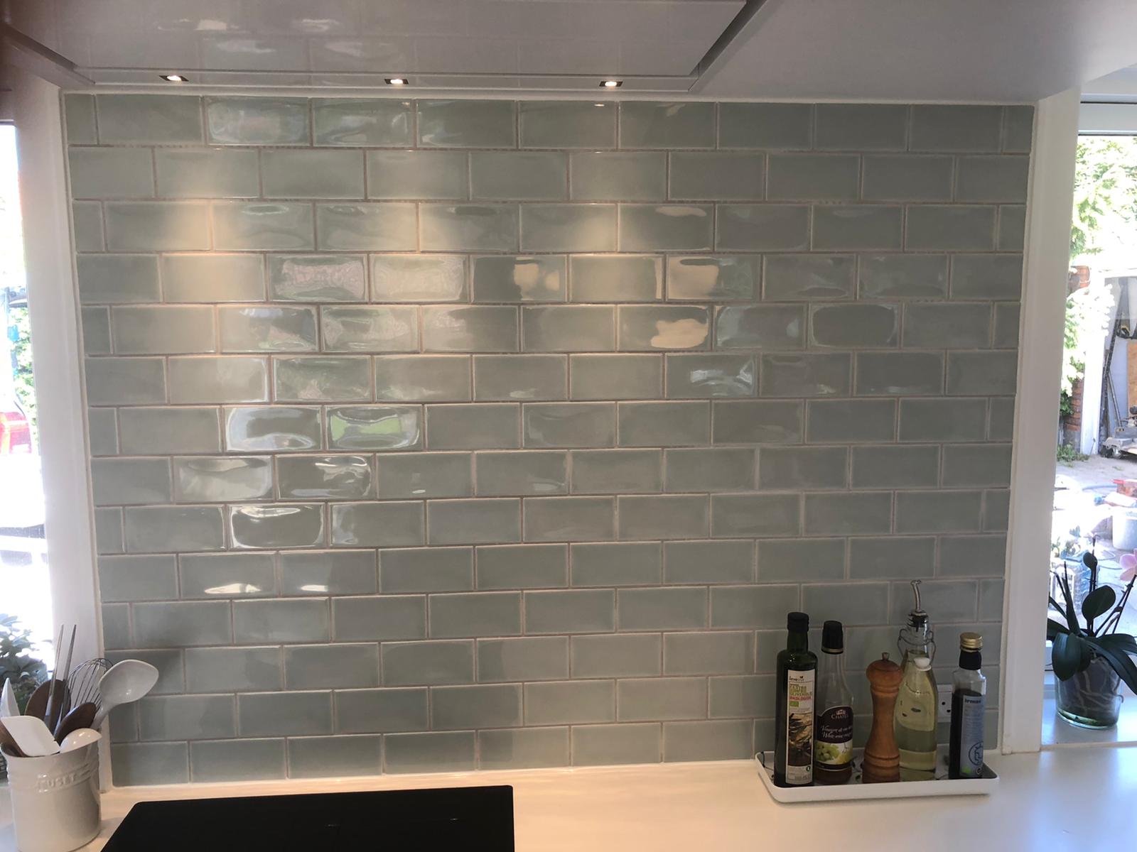 Nye Vaegfliser I Kokken Holst Partner Murerentreprise Aps