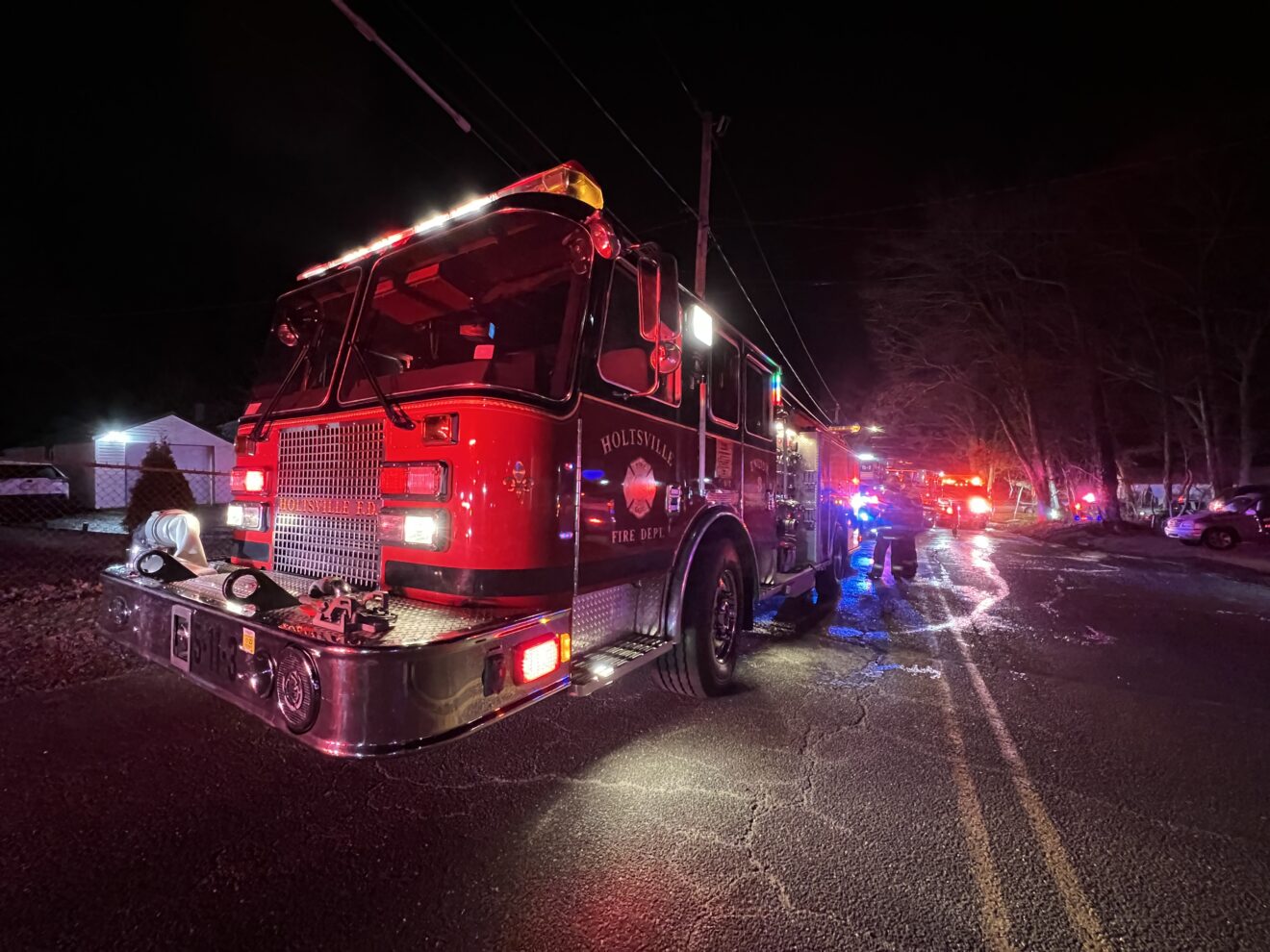 Holtsville FD Responds to Farmingville Fire District for Structure Fire