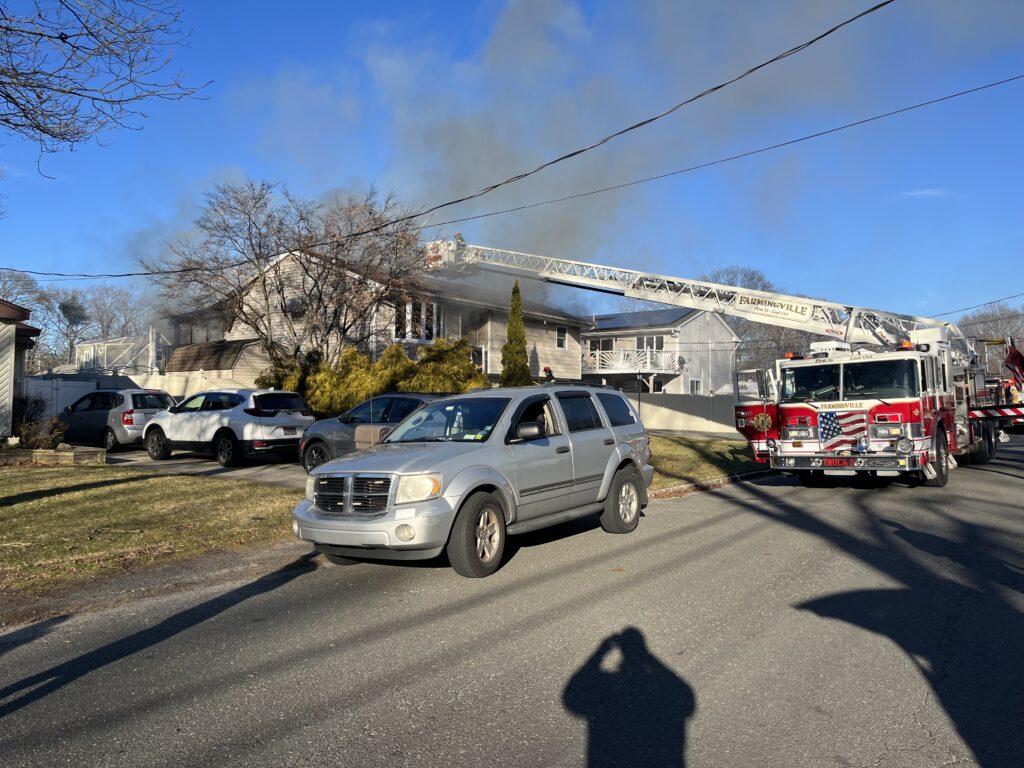 Holtsville FD Responds to Farmingville Fire District for Structure Fire