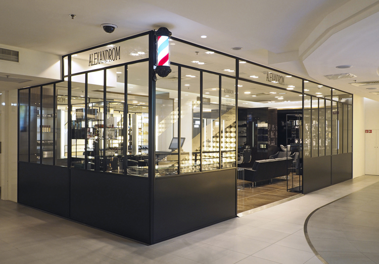 Aux Galeries Lafayette, le salon coiffeur barbier imaginé par