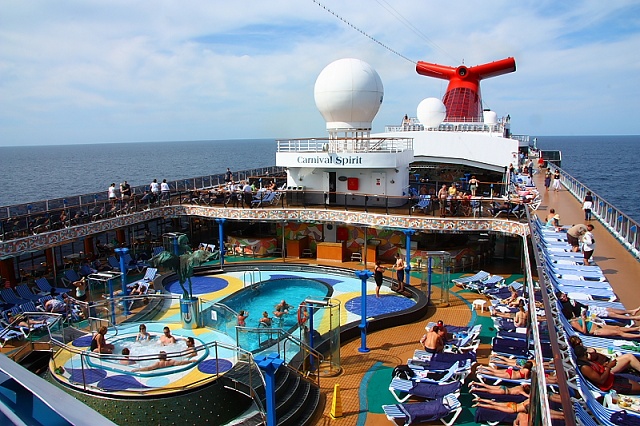 HOMBRE1 | Carnival Cruise Lines Opens Carnival Spirit 2024/2025 Caribbean Cruises - Vimarsana News