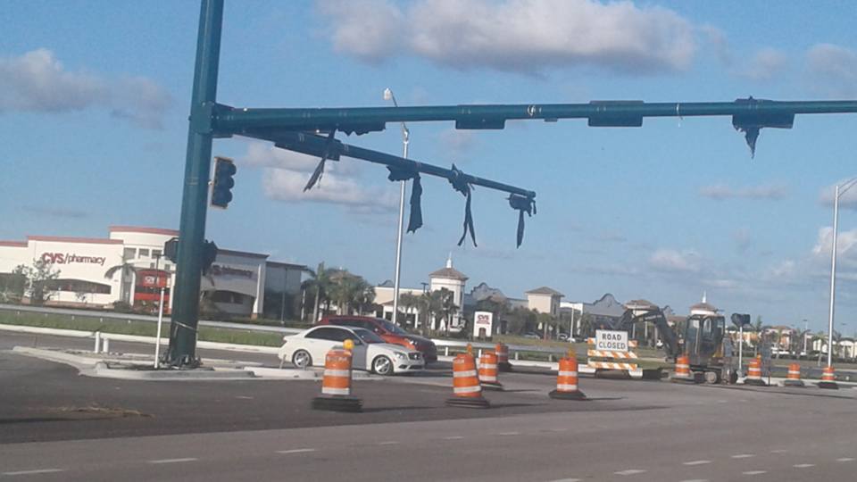 SWFL Traffic Light Power Outage Protocol