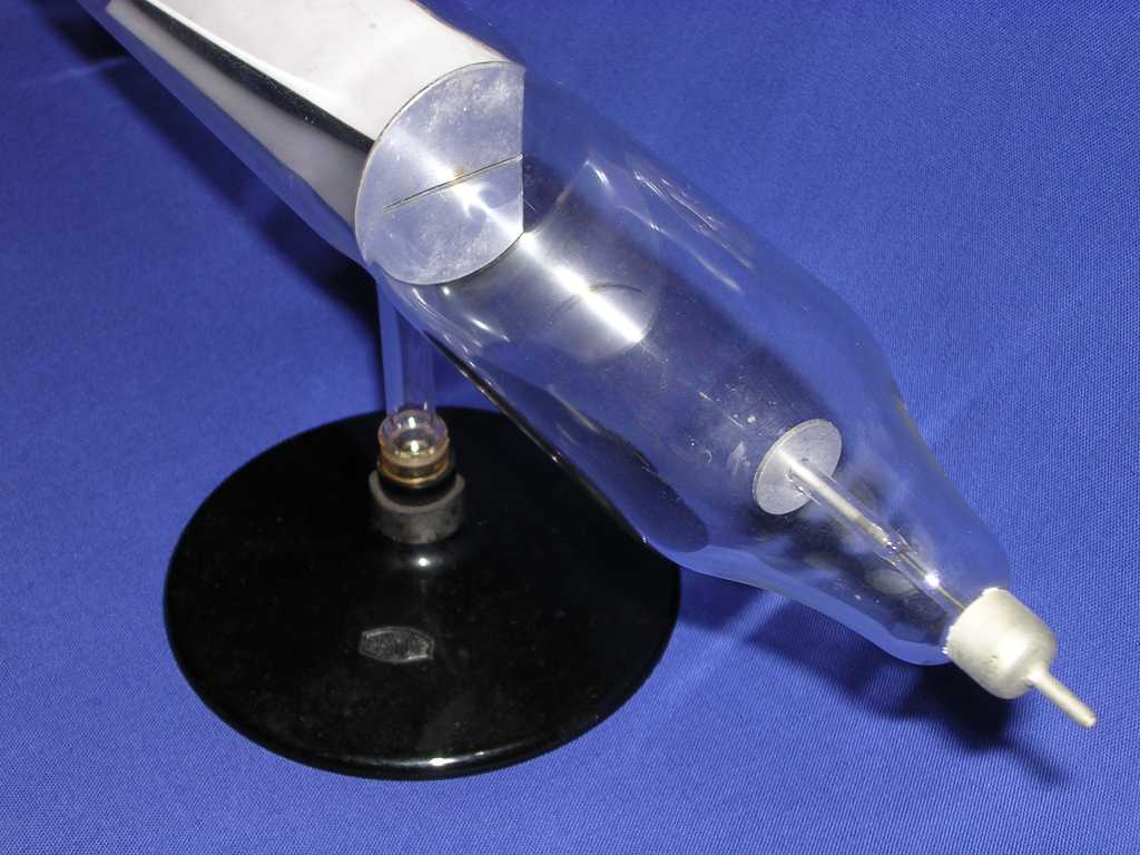Vacuum Discharge Tubes