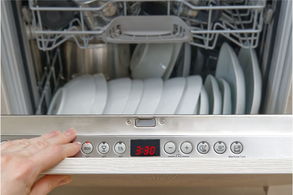 How Much Does It Cost To Run A Dishwasher (Shocking!) Home Appliance Geek