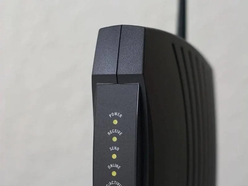 Why Is My Spectrum Router Blinking Blue? (How to Fix?) HomeApricot