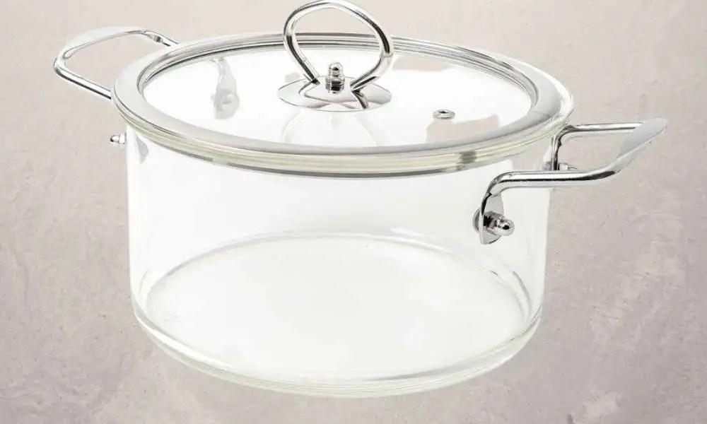 How to Clean Glass Cookware