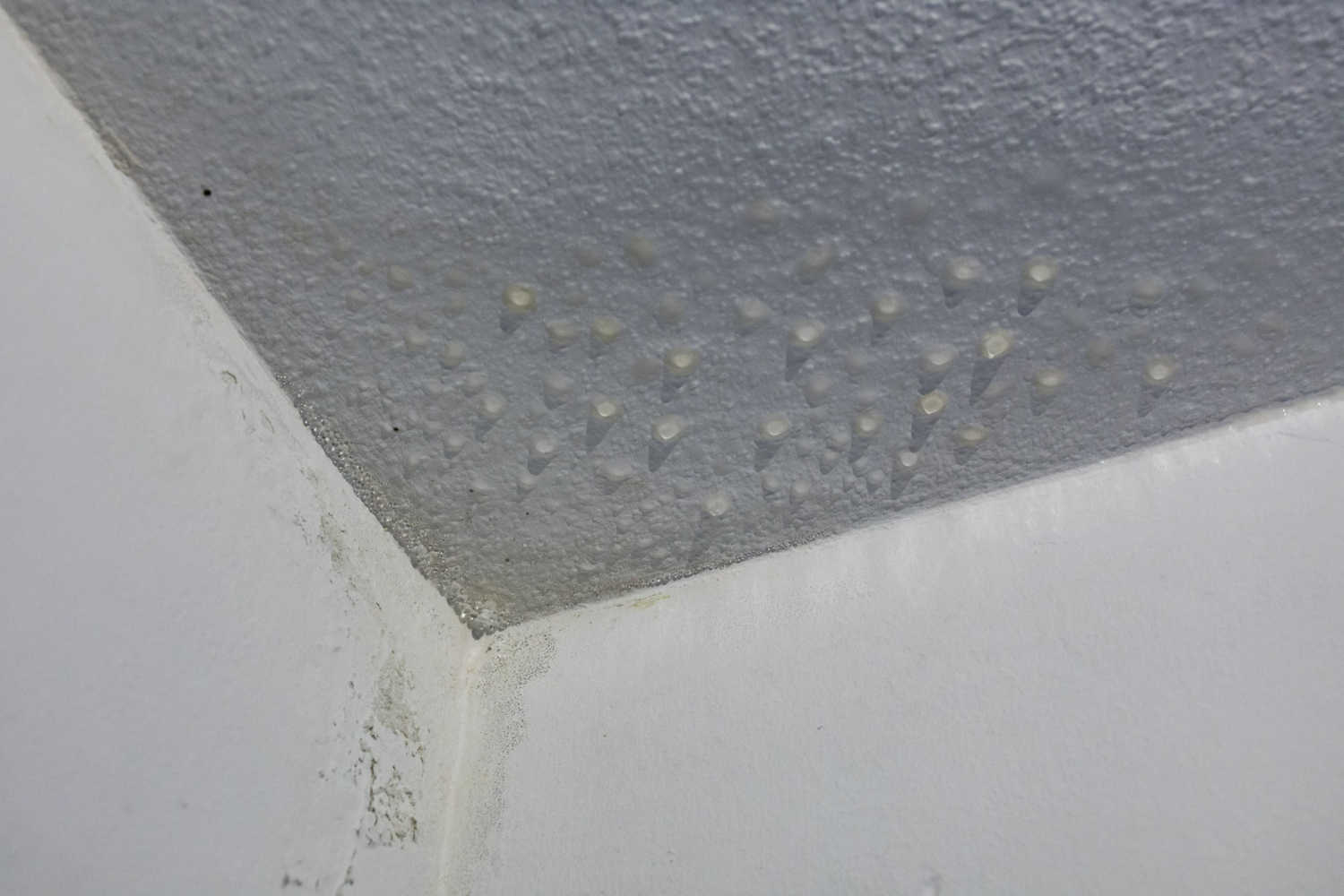 How To Fix Condensation on Ceiling A Comprehensive Guide