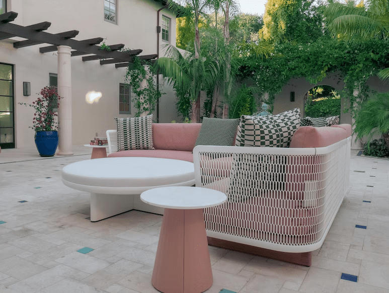 How Do I Choose the Right Size Patio Furniture? Home Decorizz