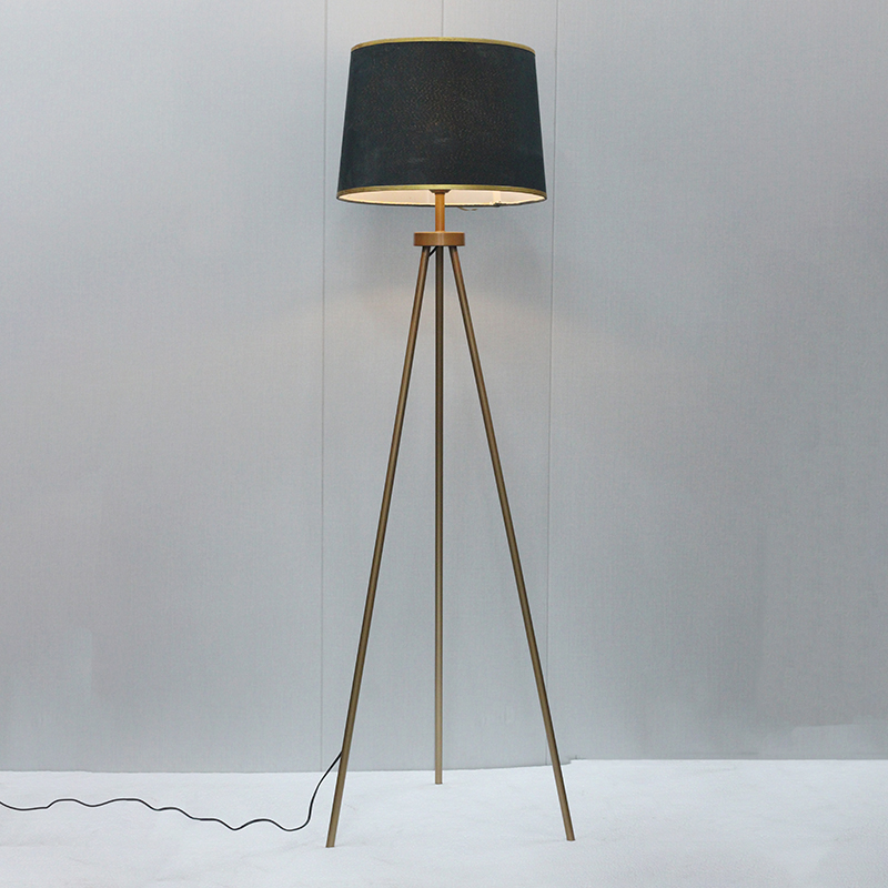 Metal Tripod Floor Lamp Floor Lamps Online Pakistan Lampify