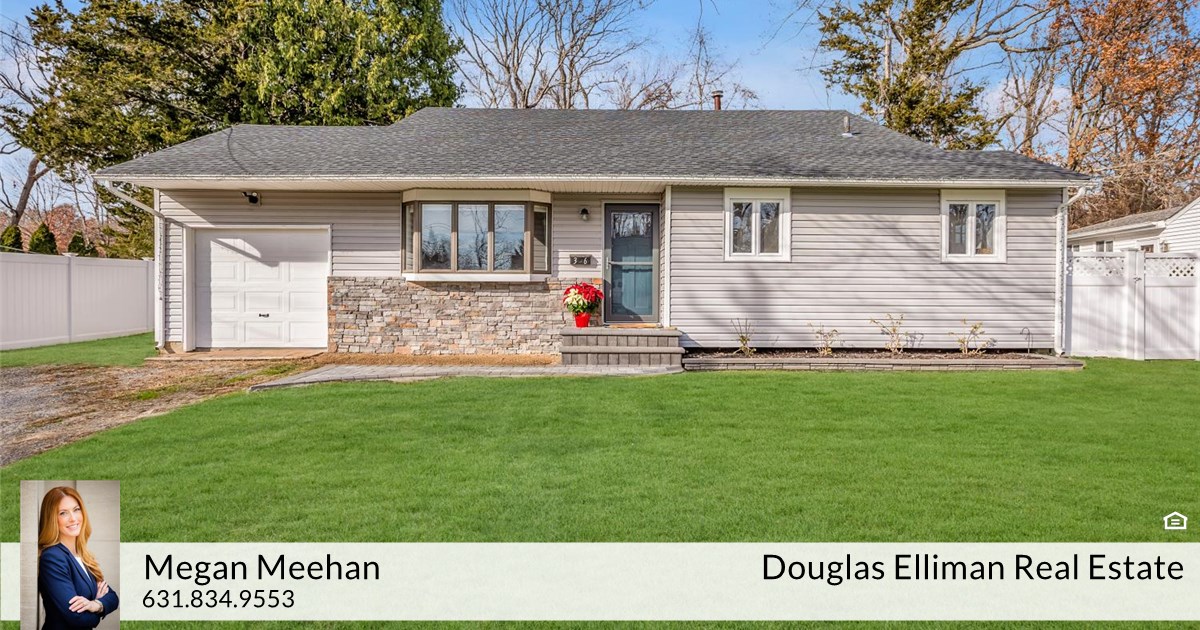 36 Wren Ct, Northport, NY 11768